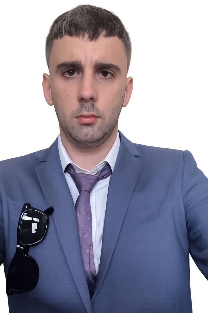 Co-fundador de DomioLiving